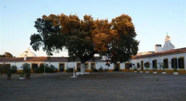Hotel Rural El Vaqueril, Book Hotel Hotels in Extremadura with a Pool, Swimming Pool