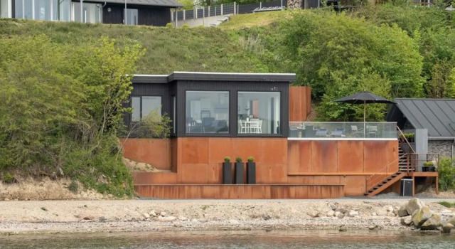 "Florinda" - 10m from the sea in SE Jutland, Rezerwuj Hotel Hotele w Sønderjylland z parkingiem, Parking