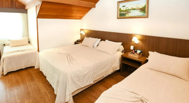 Четырёхместный номер Deluxe Hotel Kehl Haus