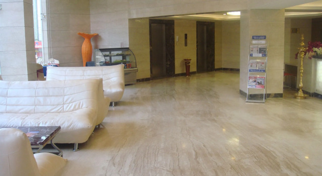 Hotel Chennai Le Palace