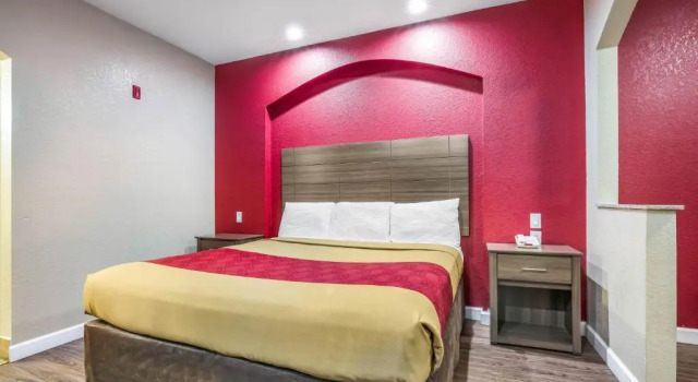 Люкс Econo Lodge Inn & Suites Horn Lake - Southhaven