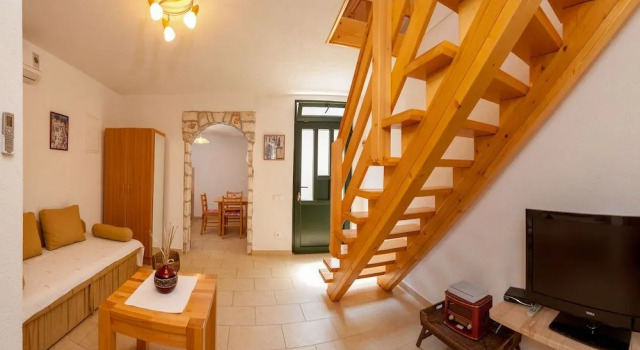 Apartments Mande and Kate