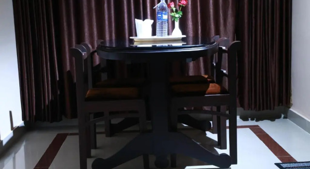 Люкс Orison Residency Hotel