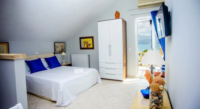 Студия Deluxe с балконом Xenia Ionis luxury apartments