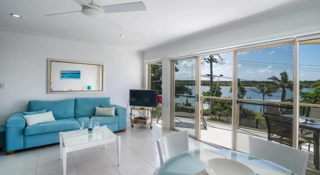 Студия с видом на реку Offshore Noosa Resort