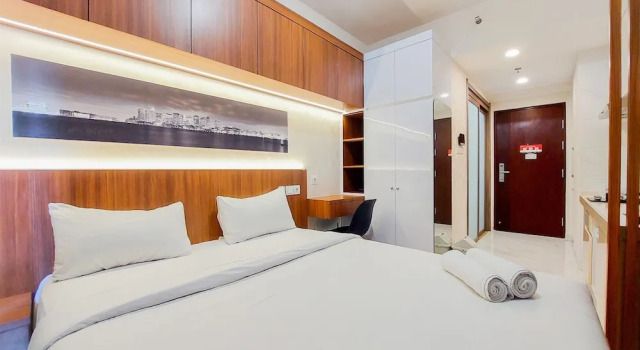 Fully Furnished And Simply Studio At Sky House Bsd Apartment, Book Apartment Legok West Java