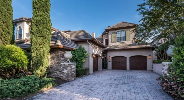 Коттедж Luxury mansion on golf course at Reunion Resort Orlando 10 minutes from Disney parks - Mansão luxuosa em campo de golfe no Reunion Resort Orlando a 10 minutos dos parques da Disney