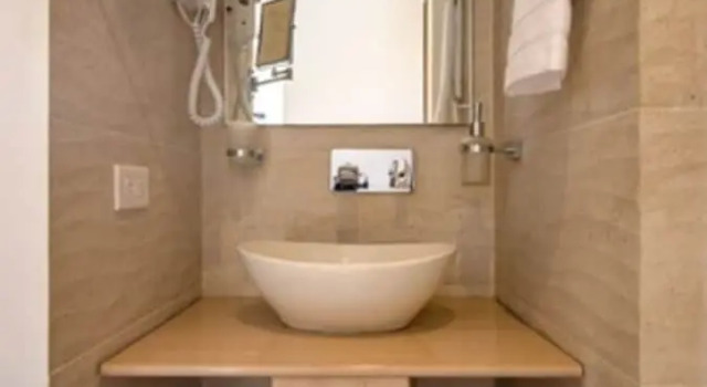 Трёхместный номер Standard Hotel Boutique Marbore