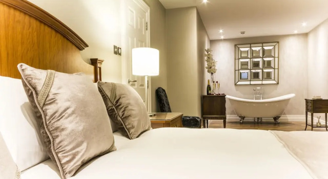 Двухместный номер Standard TF Royal Hotel & Theatre