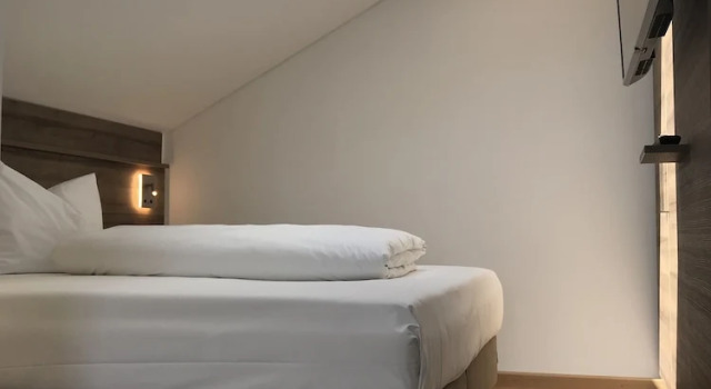 Люкс Deluxe с балконом WESTSIDE Hotel