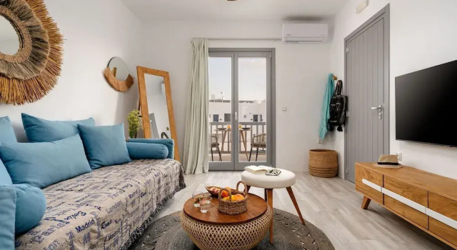 Апартаменты Sea La Vie Apartment