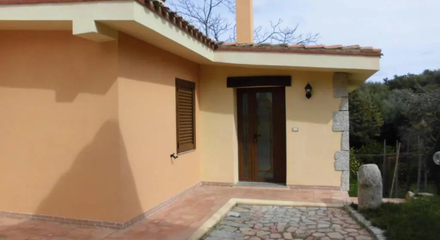 Коттедж Casa vacanze Villa Lucheria Loceri