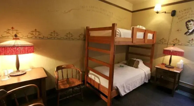 Номер Standard McMenamins Olympic Club