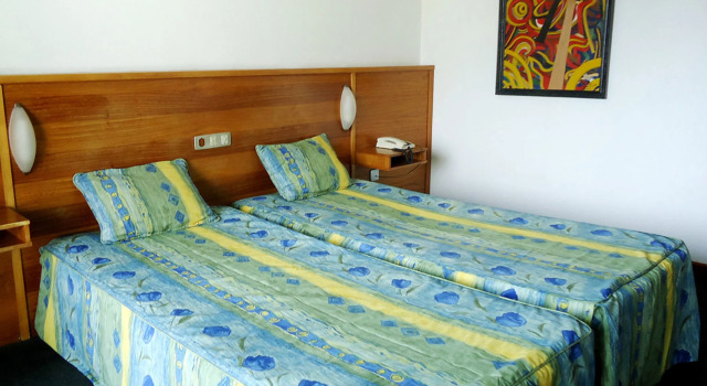 Hotel Navegadores, Rezerwuj Hotel Hotele w Sotavento z basenem, Basen