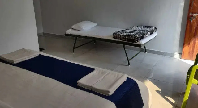 Waterfront Resort By Mudras, Rezerwuj Ośrodek wypoczynkowy Hotele w Uttarakhand z basenem, Basen