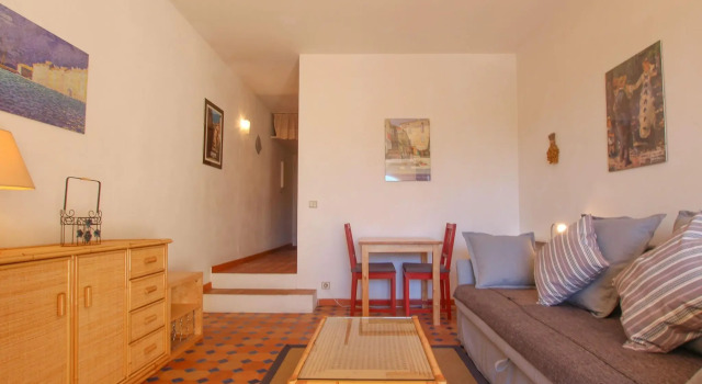 Attractive Holiday Home With Garden
