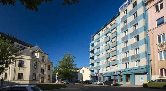 Hotel Trend, Забронировать Отель Отели Пльзень с парковкой, рядом с Cathedral of St. Bartholomew, Парковка