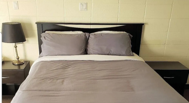 Side Trax Inn, Prenota Hotel Hotel tutto incluso a Northern Alberta, All Inclusive