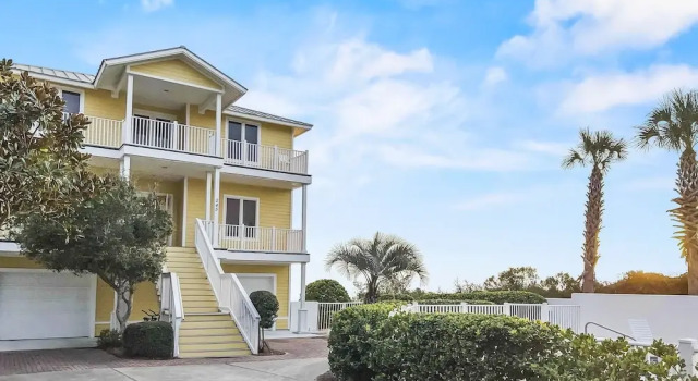Turtle Watch 4 Bedroom Home by RedAwning