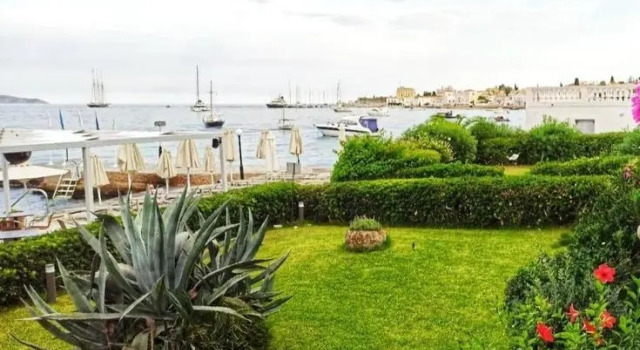 Superior Dvoulůžkový s manželskou postelí pokoj a výhledem do zahrady Spetses Hotel