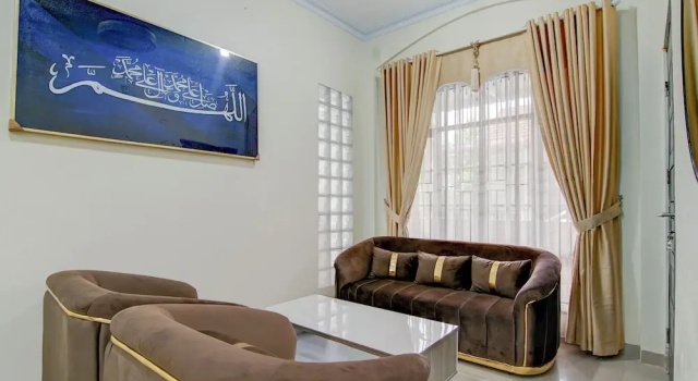 OYO 94758 Kamila House, Rezervovat Hotel Pekanbaru Sumatra