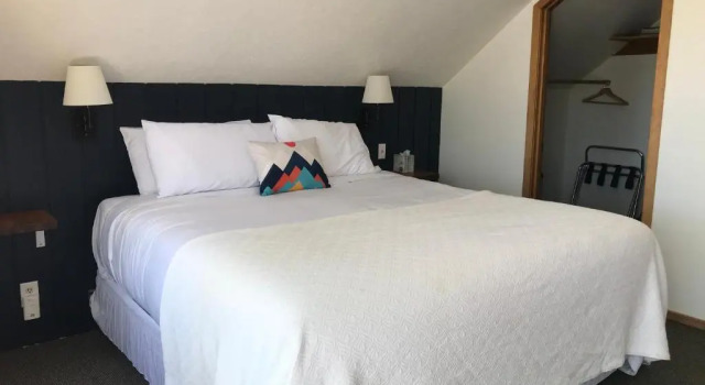 Люкс The Stranger Lodge - Pet Friendly
