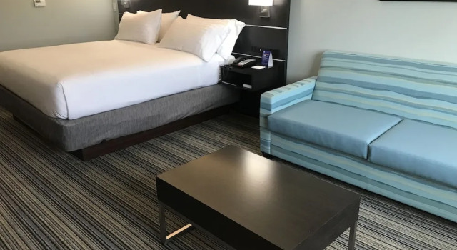 Двухместный люкс Holiday Inn Express & Suites Greenville SE - Simpsonville by IHG