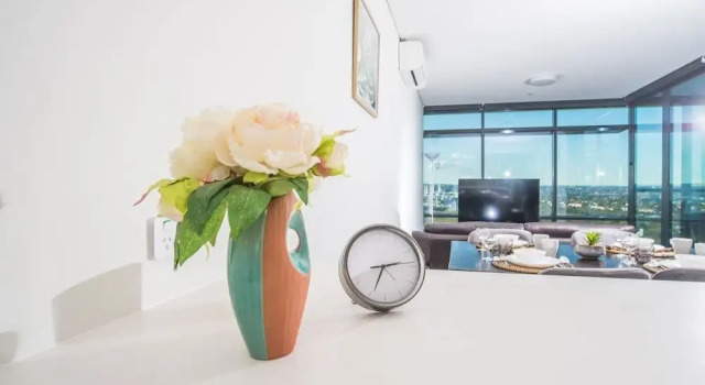 2bed1bath High-end APT at Olympic Parkviews+p, Забронировать Апартаменты/квартира Олимпийский парк Сидней