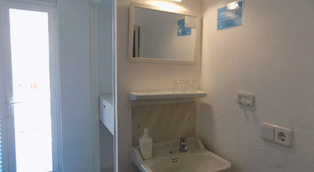 Двухместный номер Economy с балконом Hostal Villa Maruja