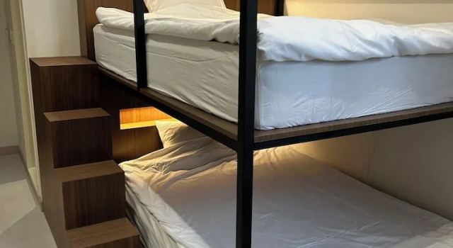Standard cvadruplă familie cameră Bound Hostel