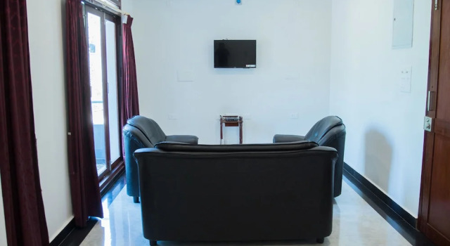 OYO 12218 Home Elegant 1BHK Serenity Beach