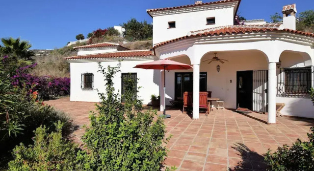 Comfortable Luxury Villa With Private Swimming Pool, Reserva ahora Villa Hoteles en Arenas con piscina, Piscina