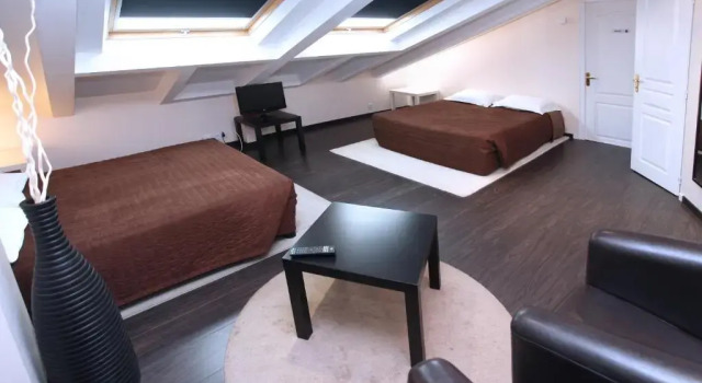Четырёхместный номер Standard Trocadero