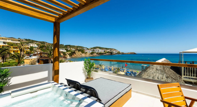 Полулюкс с видом на море Nostos Beach Boutique Hotel