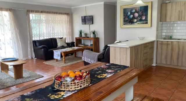 Шале Mont dOr Hotel Clarens, Cork Tree Collection