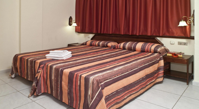 HOVIMA Atlantis, Book Hotel Hotels in Tenerife with Parking, Parking