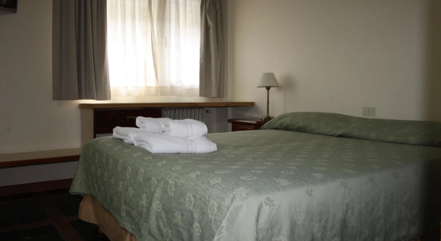 Hotel Aspen Ski by bund, Забронировать Отель Отели Сан-Карлос-де-Барилоче 3 звезды, рядом с Административный центр, 3*