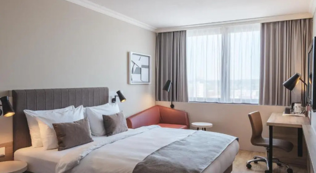 Номер Standard Crowne Plaza Frankfurt Congress Hotel by IHG