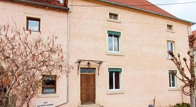 Les deux Licornes, Rezervovat Apartmán Anchenoncourt-et-Chazel Francie