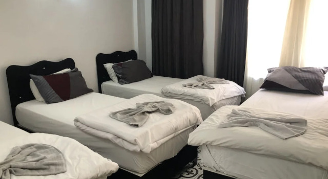 Четырёхместный номер Reydel Hotel