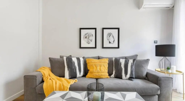 Апартаменты Bright, Modern Retreat Near Acropolis in Koukaki
