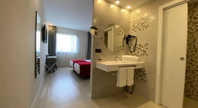 Двухместный номер Hotel New Bilbao Airport