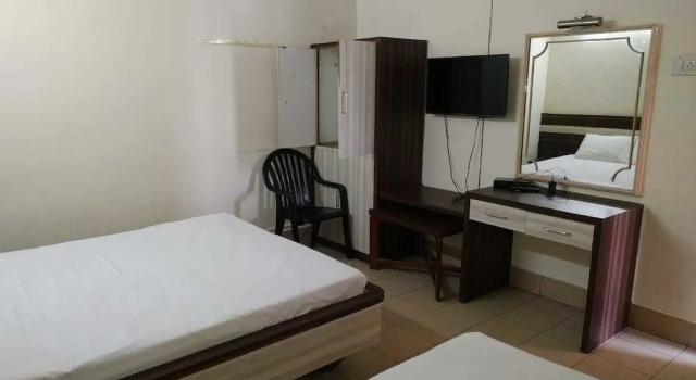 Iroomz Sri Balaji Residency, Rezervovat Hotel Hotely v Andhra Pradesh s parkováním, Parkování
