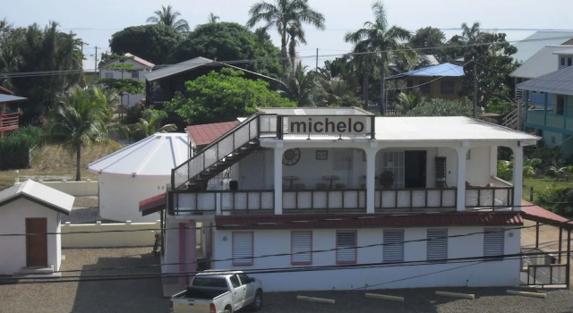 Michelo Suites