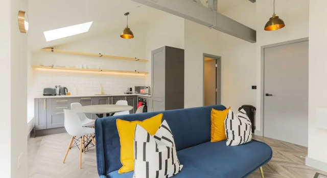 Апартаменты Classic Goodstay Apartments by Urban Space