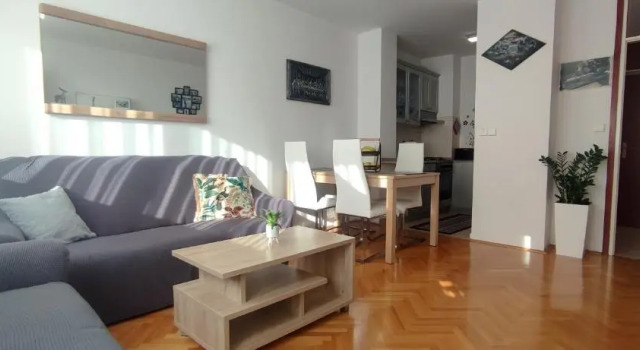 Nikolic Apartment, Забронировать Апартаменты/квартира Апартаменты Макарска, рядом с Набережная Рива (Макарска), Апартаменты/квартира