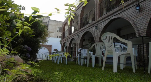 Posada El Betel, Забронировать Отель Недорогие отели Вилья-Карлос-Пас, рядом с Villa Carlos Paz Chair Lift, недорого