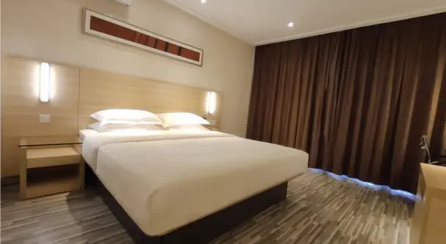 Люкс City Comfort Inn Jingdezhen People's Square