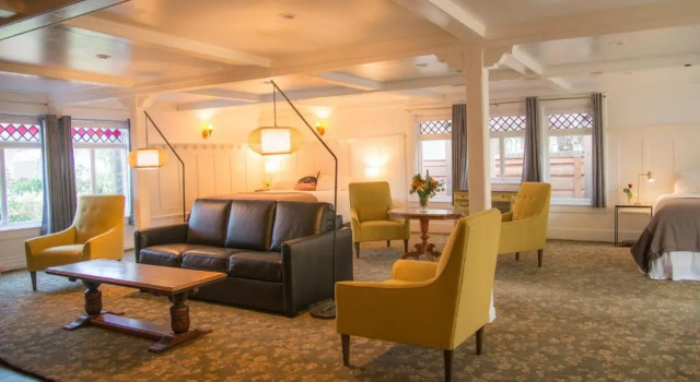 Двухместный люкс Deluxe Cedar Gables Inn