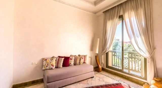 House with 3 Bedrooms in Marrakech, Annakhil, with Pool Access, Enclosed Garden And Wifi, Забронировать Отель Отели Марракеш-Тенсифт-Эль-Хауз с бассейном, Бассейн